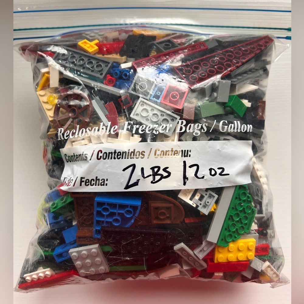LEGO Bulk Lot 2 Pounds 12 Ounces Assorted Building Blocks Genuine Mix